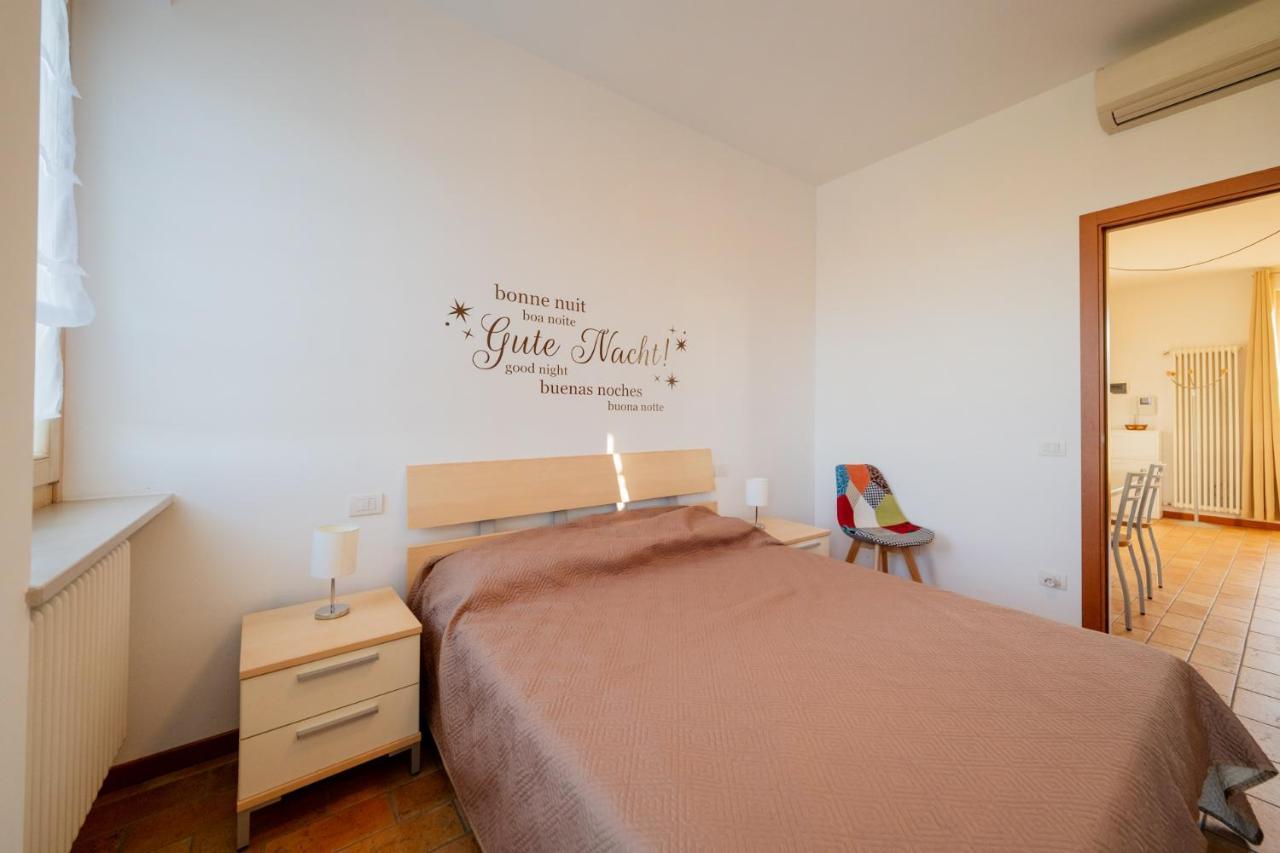 Apartmentsgarda - Rosa Chiare バルドリーノ エクステリア 写真