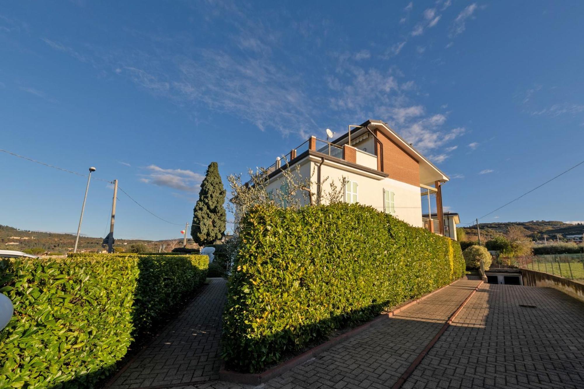 Apartmentsgarda - Rosa Chiare バルドリーノ エクステリア 写真