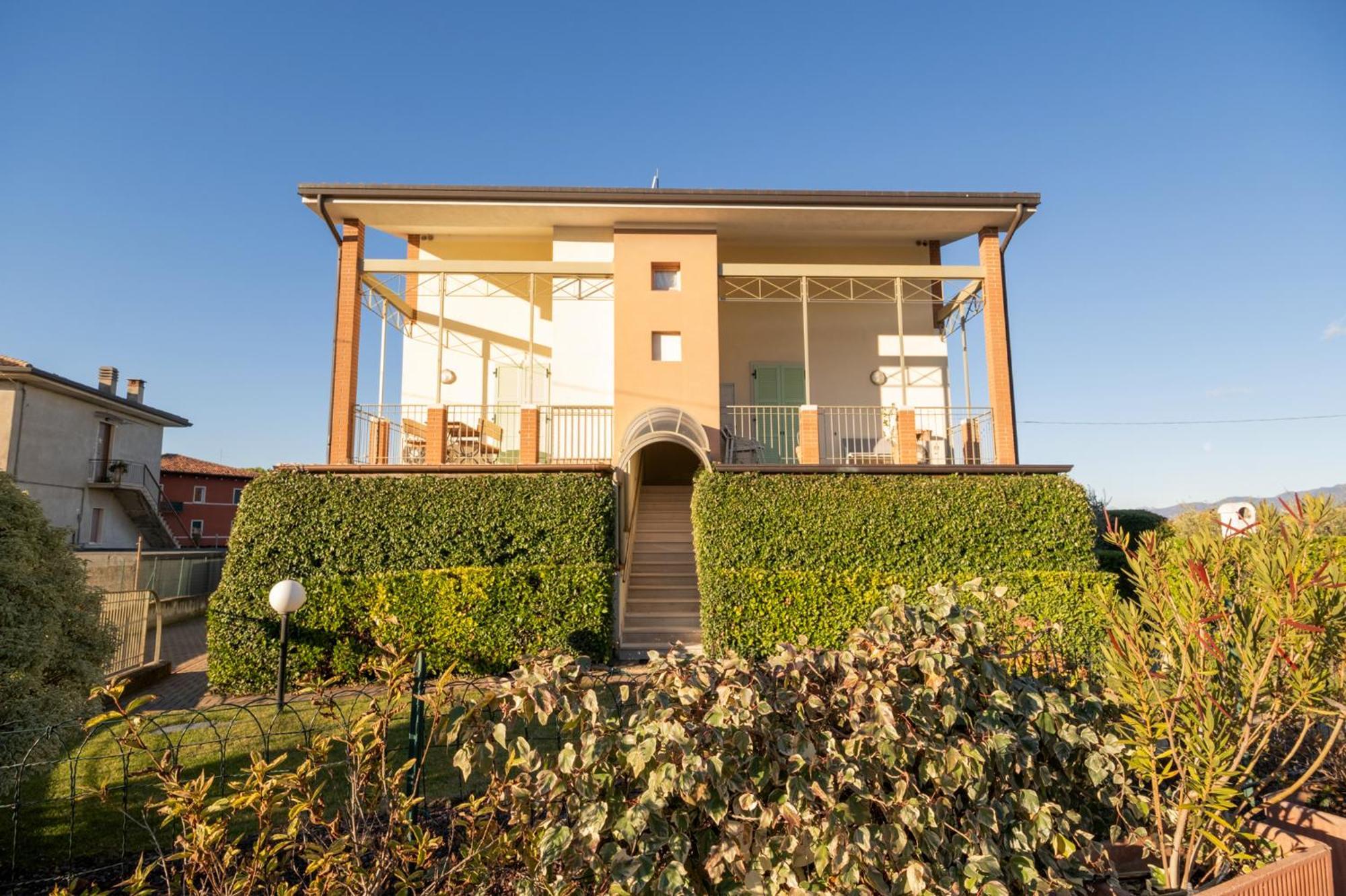 Apartmentsgarda - Rosa Chiare バルドリーノ エクステリア 写真