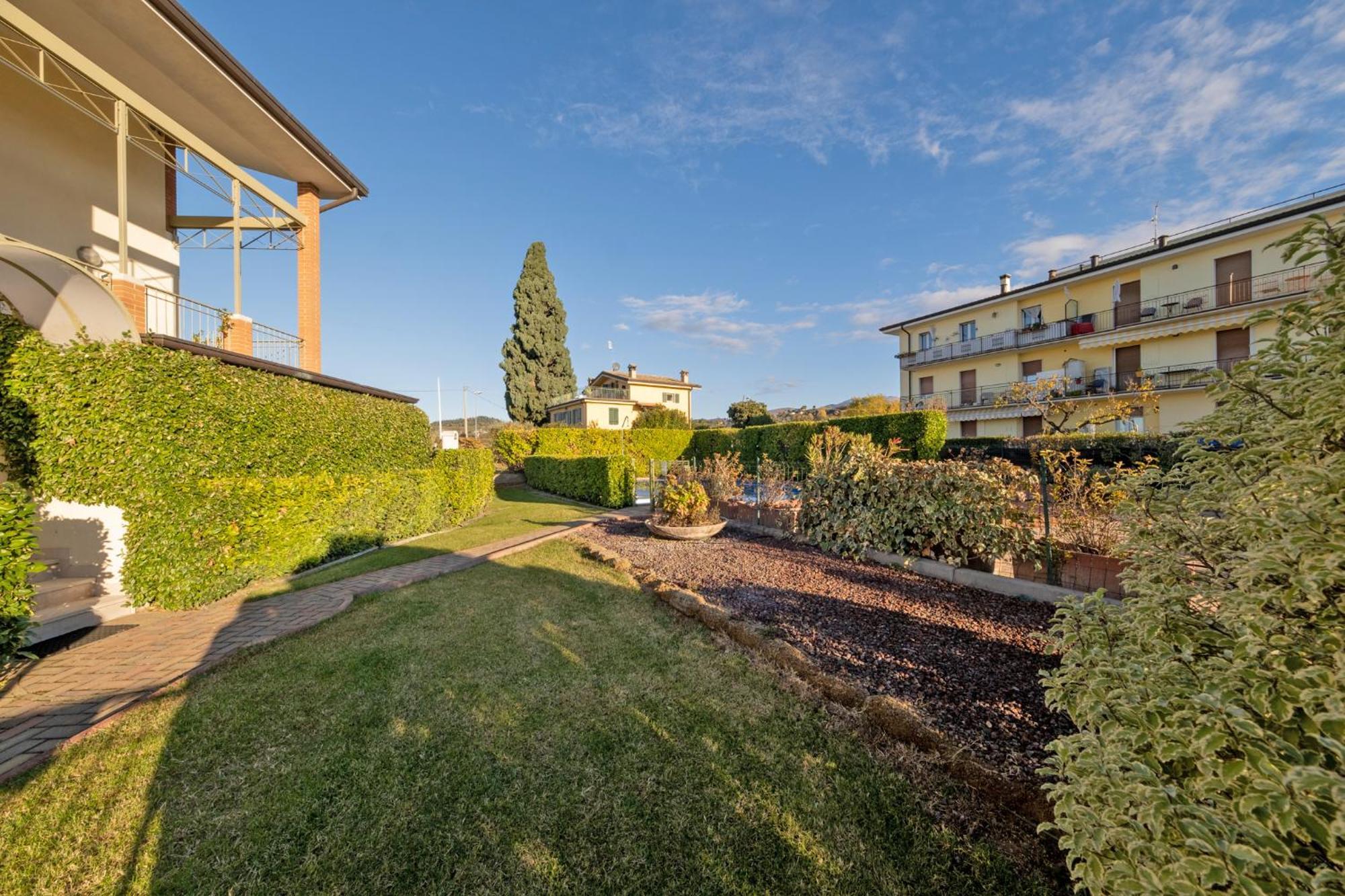 Apartmentsgarda - Rosa Chiare バルドリーノ エクステリア 写真