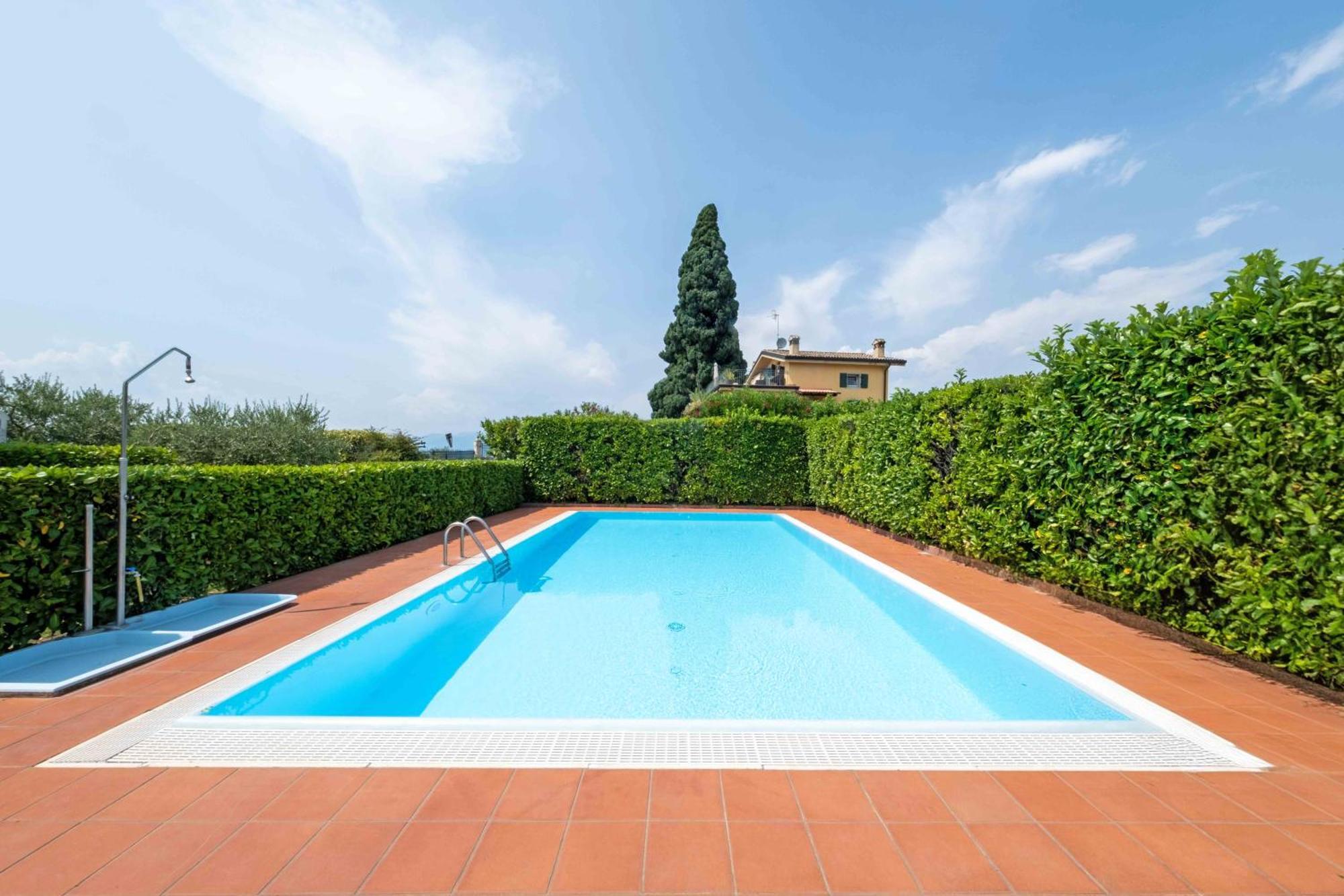 Apartmentsgarda - Rosa Chiare バルドリーノ エクステリア 写真